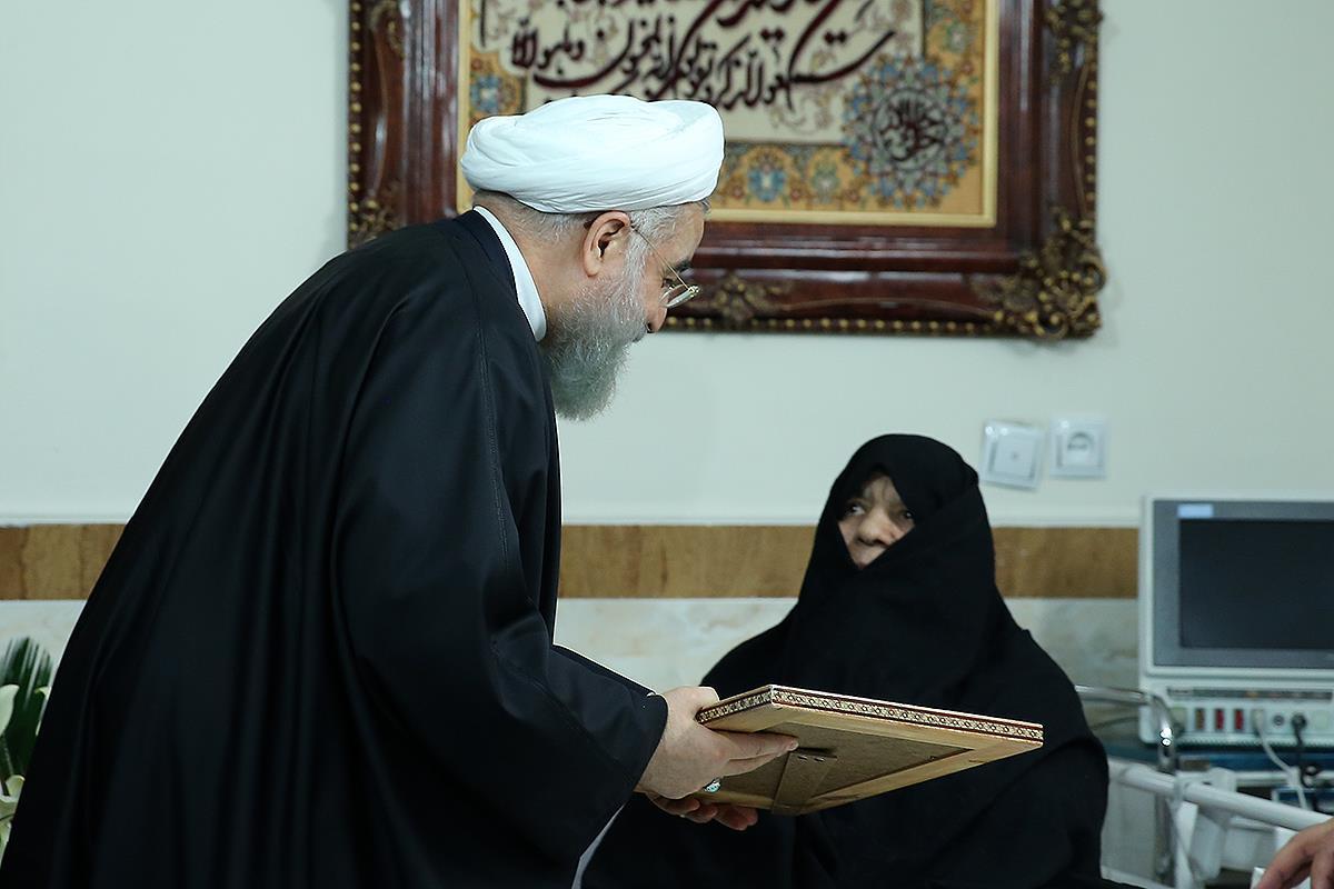 حضور در منزل شهیدان آقاجانی