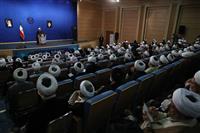 ضیافت افطار با علما و روحانیون