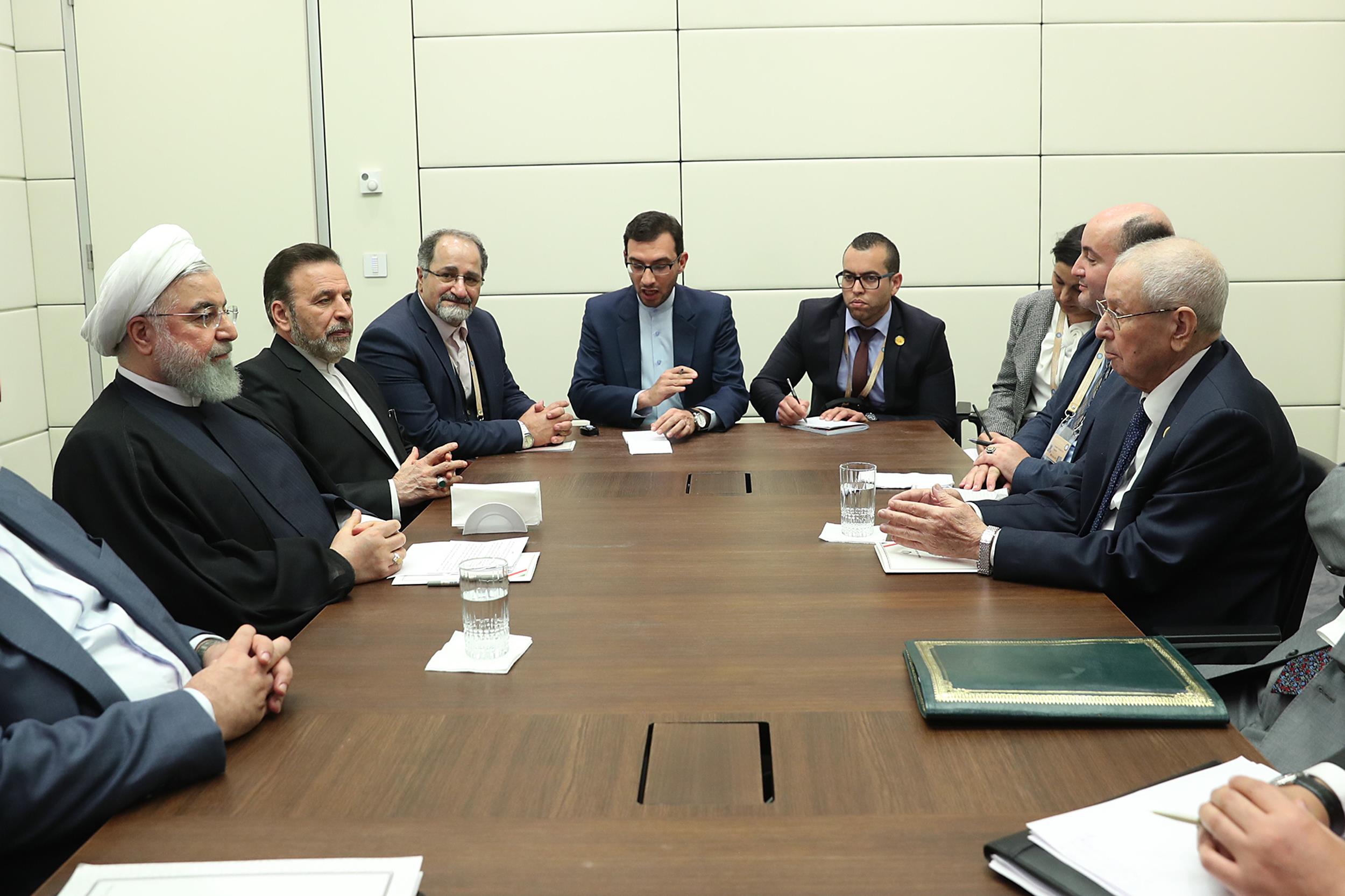 دکتر روحانی در دیدار رئیس‌جمهور موقت الجزایر