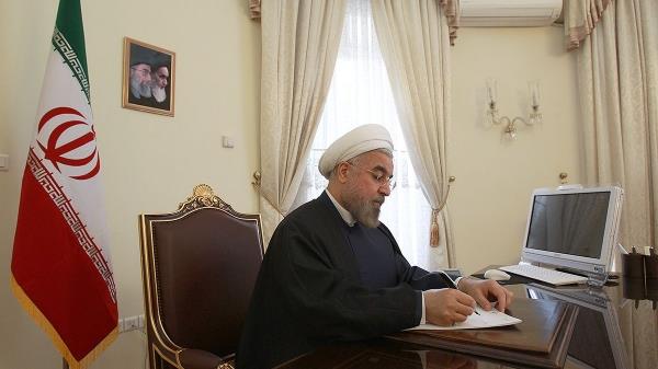 دکتر روحانی یک قانون مصوب مجلس را برای اجرا ابلاغ کرد
