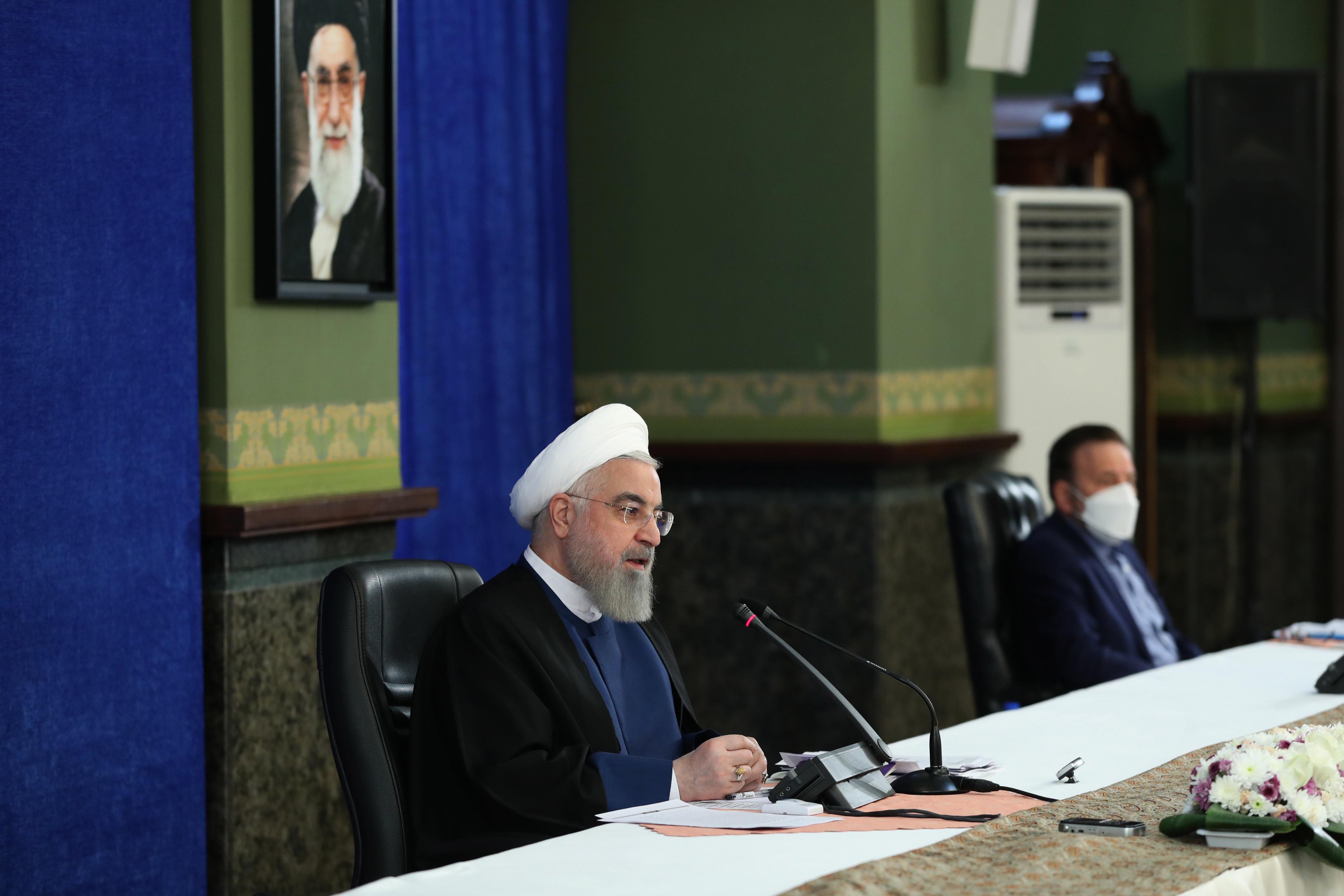 پشتیبانی و مانع‌زدایی از تولید از طریق دولت الکترونیک و اقتصاد دانش‌بنیان انجام می‌شود/ اگر تحول سلامت، دولت الکترونیک، اقتصاد دیجیتال و فضای سایبری نبود ما سخت‌تر می‌توانستیم از کرونا عبور کنیم