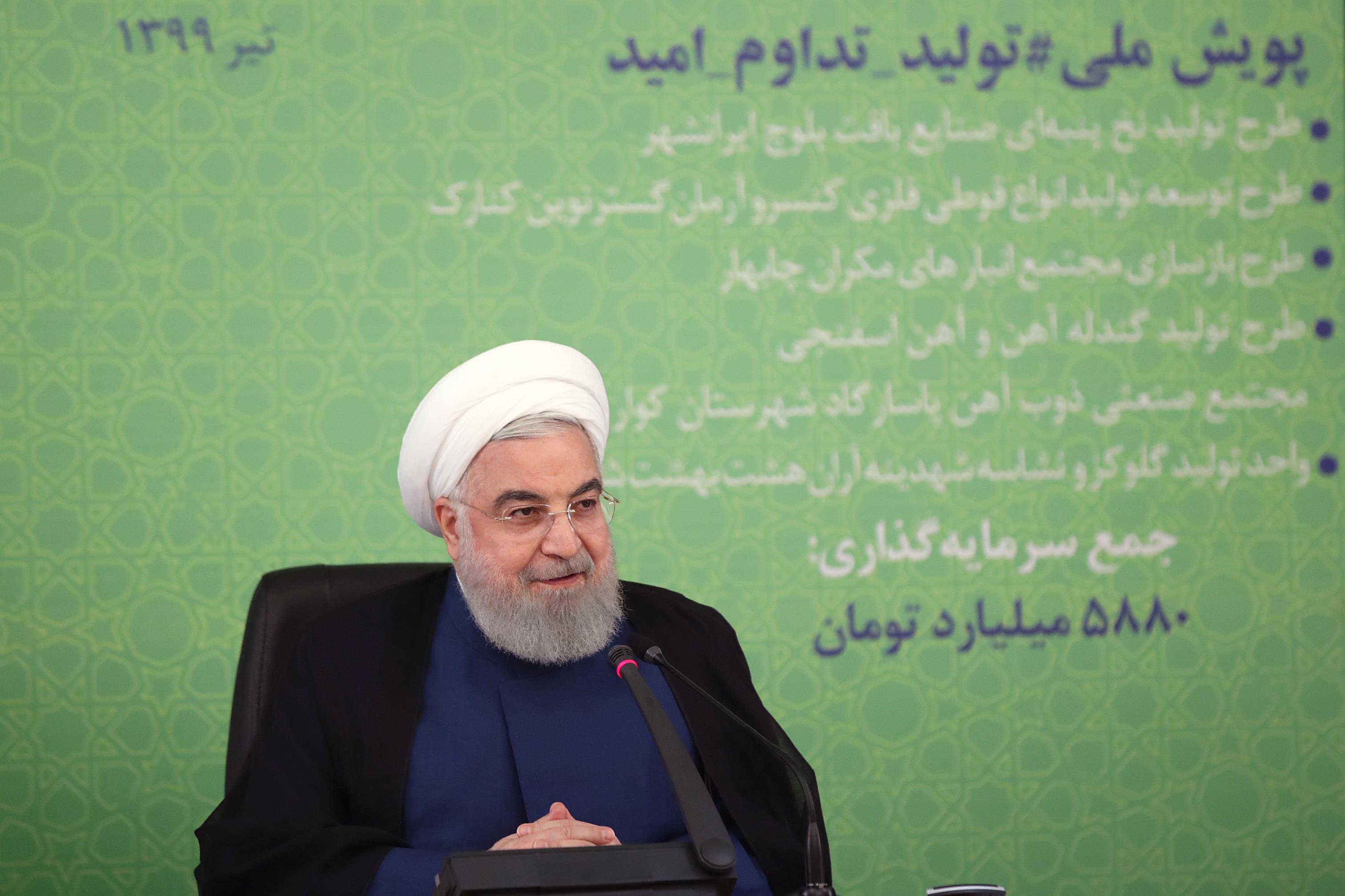 اساسا امروز روزی بود که طرح‌های صنعتی و معدنی را بخشی از آن را افتتاح می‌کنیم قول وزارت صمت به ما این بود که امسال شاهد افتتاح ۲۰۰ طرح بزرگ صنعتی و معدنی باشیم به ارزش ۱۷۰هزار میلیارد تومان، ان‌شاءالله در هفته‌های آتی به‌تدریج طرح‌های صنعت و معدن افتتاح خواهد شد و مردم ما شاهد خواهند بود که علی‌رغم سختی‌های امسال شاهد تحولات بسیار مثبت در کشور خواهیم بود